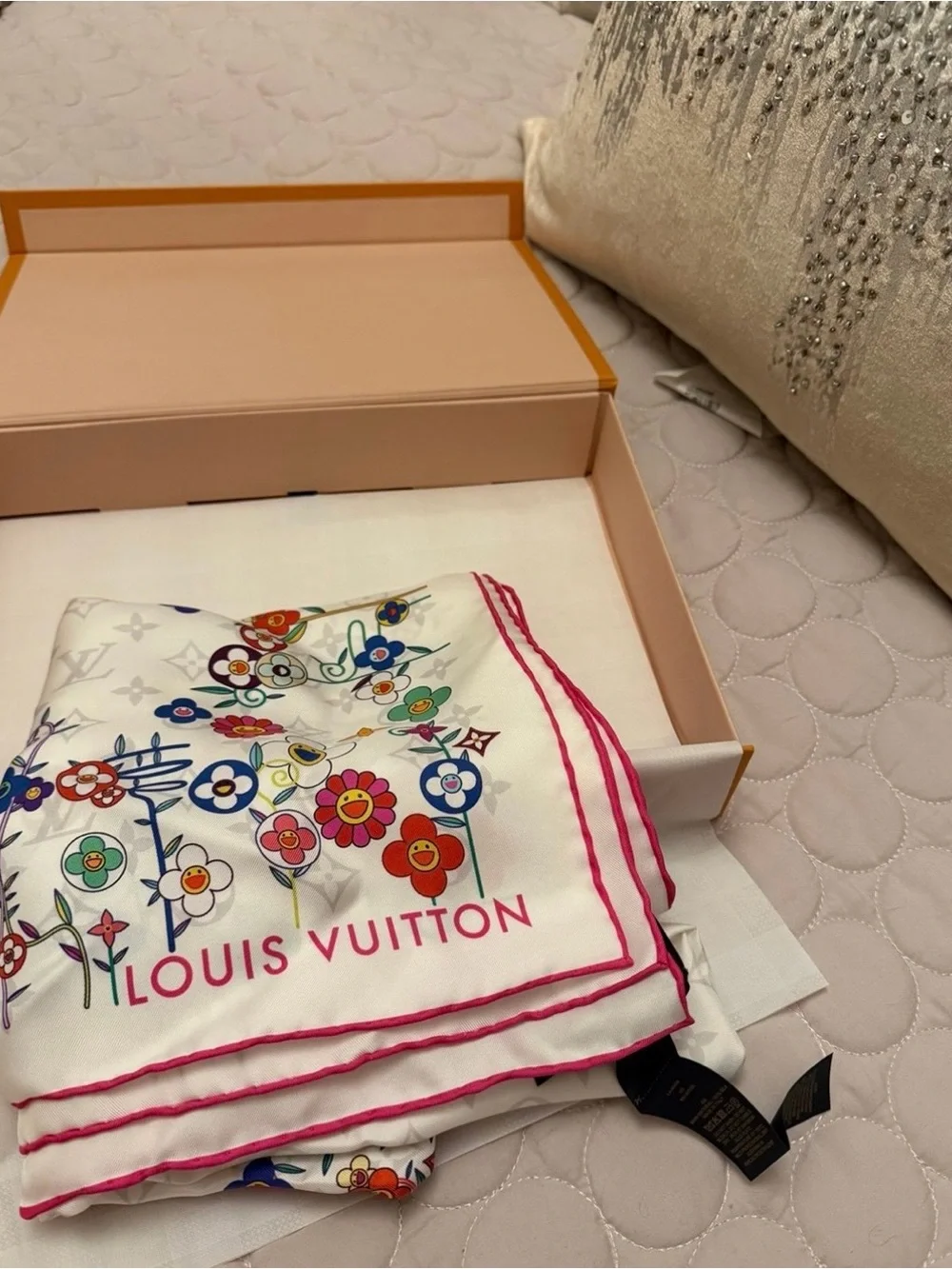 Louis Vuitton Murakami Shawl/ Scarf